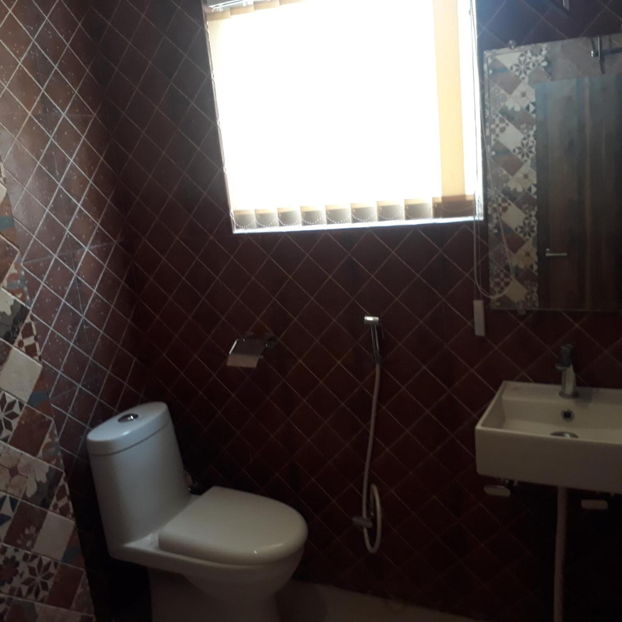 Hotel Ur Аллахабад Экстерьер фото